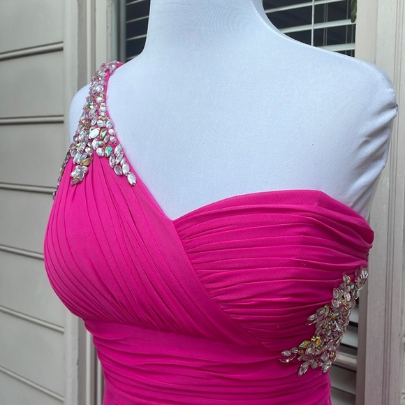 Hailey by Adrianne Papell One Shoulder Pink Dress size 4 - Picture 2 of 16